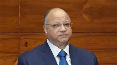 محافظ القاهرة يتابع الخدمة المقدمة للمواطنين بجراجي التحرير وعمر مكرم