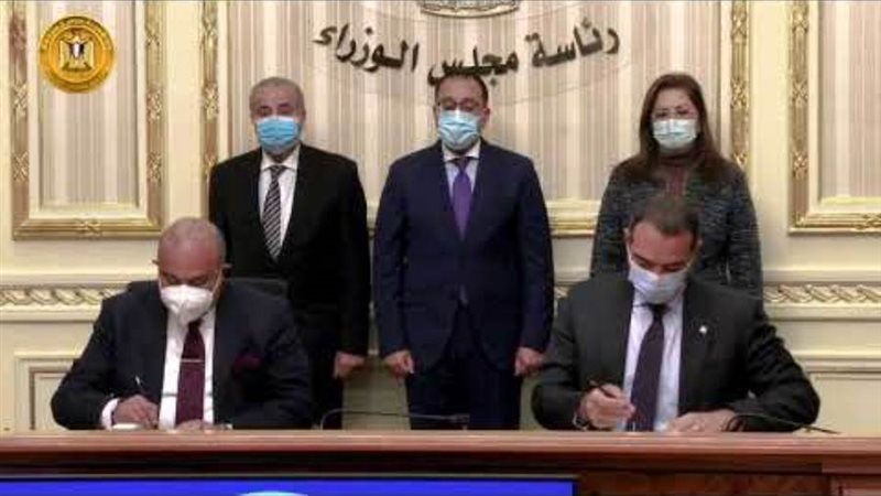 رئيس الوزراء يشهد