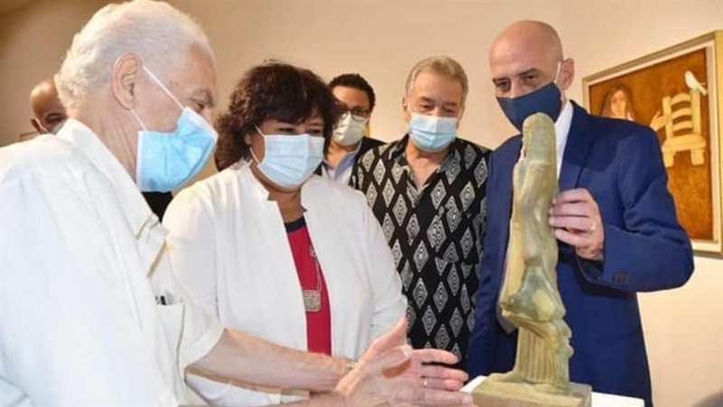 جانب من انجازات الفنون