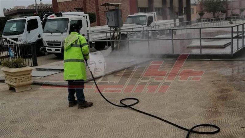 تطهير جميع أفرع شركة