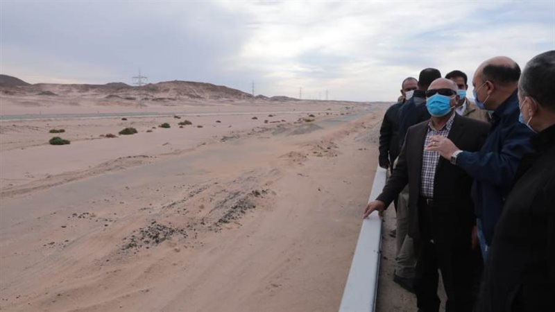 وزير النقل يتفقد