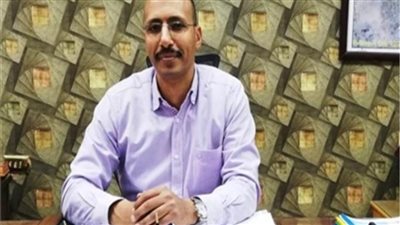 الإسكان: تشغيل خط مواصلات جديد للربط بين مدينتي الشروق والقاهرة الجديدة