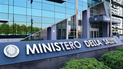 إيطاليا: 261 حالة وفاة وأكثر من 10 آلاف إصابة بفيروس 