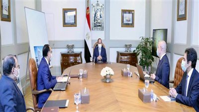 الرئيس السيسي يبحث الموقف التنفيذي للأعمال الإنشائية الجارية في 