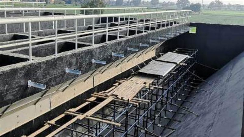 أعمال إنشاء محطة