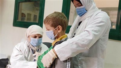 صحة المنيا: فحص وعلاج 1612 حالة خلال قافلة بقرية أسطال بسمالوط