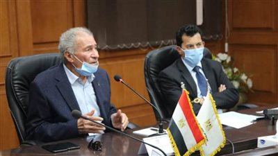 وزير الرياضة يبحث آخر الاستعدادات الطبية للمونديال