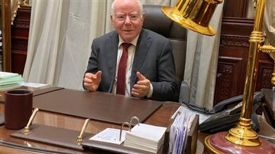 أ.د.أحمد شاهين أستاذ علم الفيروسات: مصر لديها قاعدة عظيمة وقلعة لتصنيع اللقاحات