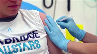 بريطانيا: إجراء مراجعة صارمة للقاح (أكسفورد/ أسترازينيكا) المضاد لـ(كورونا)