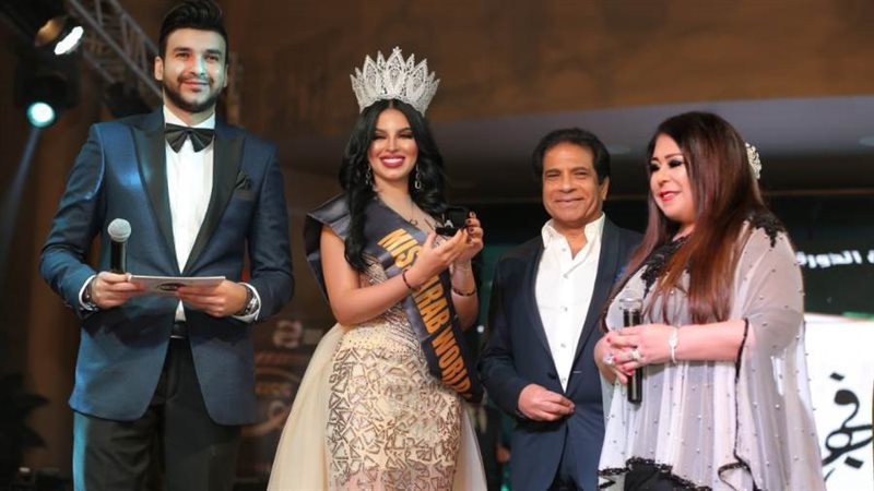 جانب من حفل التتويج