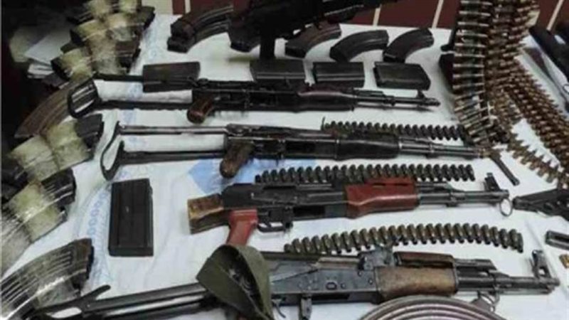 201 قطعة سلاح ناري