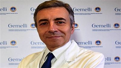 مسؤول صحي إيطالي: إلزامية لقاح كورونا قد تولد أثرا عكسيا