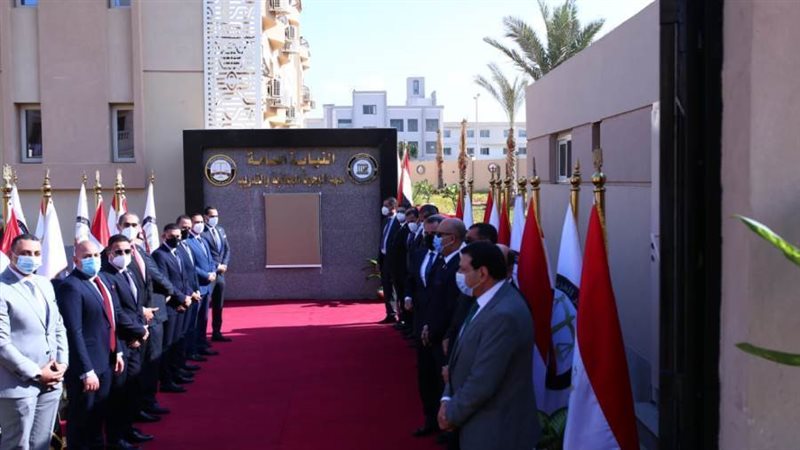 الاستعداد للافتتاح