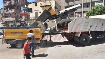 حملات نظافة وتجميل مكبرة بشوارع  كفر الشيخ