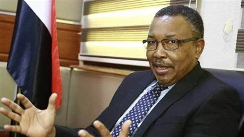 عمر قمر الدين