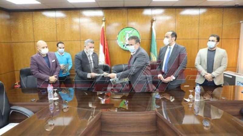 توقيع بروتوكول تطوير