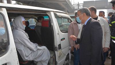 فتح الطريق الزراعي والصحراوي الشرقي أمام الحركه المرورية بالمنيا