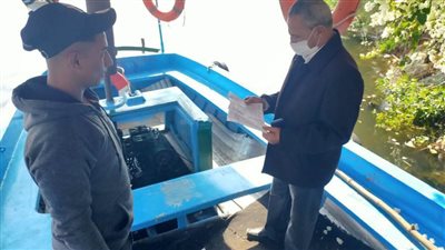 حملات دورية لمراجعة جميع المعديات على المجارى المائية بالبحيرة 