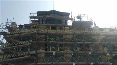 بالصور مدير آثار إلاسكندرية يتابع ترميم قصر السلالمك بحدائق المنتزه