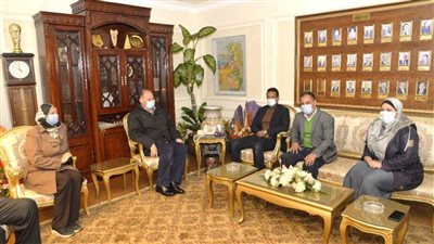 محافظ أسيوط يلتقي رئيس جهاز مدينة ناصر الجديدة ووفد شركة بورتو