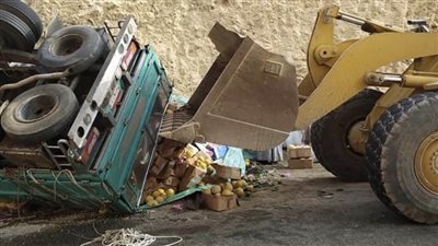 انقلاب سيارة نصف نقل دون وقوع إصابات بصحراوي الغنايم