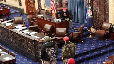 رئيس الوزراء البريطاني يصف أحداث الكابيتول بـ