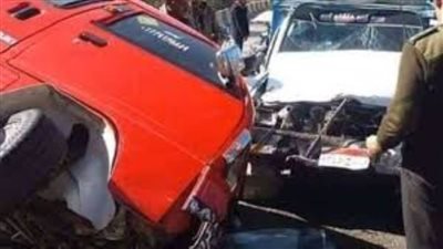 إصابة ربة منزل وطالبة في حادث تصادم بسوهاج