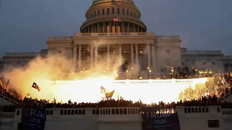 المتظاهرين أثناء