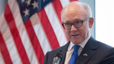 السفير الأمريكي لدى بريطانيا يطالب بمحاكمة مقتحمي الكونجرس الأمريكي