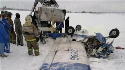 نجاة طفل في تحطم طائرة ومقتل باقي الركاب