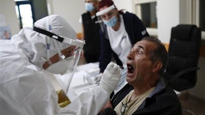 تسجيل 800 إصابة و32 وفاة جديدة بفيروس كورونا في اليونان