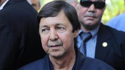 النيابة الجزائرية تنفي منع محامي شقيق بوتفليقة من حضور التحقيق معه