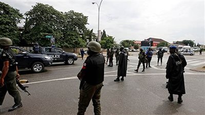 نيجيريا تلقي القبض على 1400 مهاجر غير شرعي في عملية حدودية