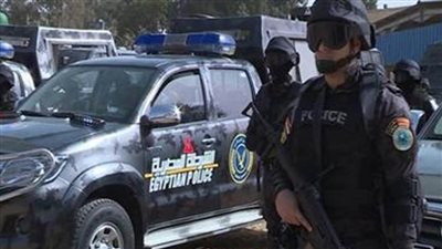 ضبط ٣ من مسؤولي أحد الأحياء بالقاهرة لقيامهم بالإخلال بمقتضيات الوظيفة العامة