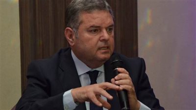 وزير قطاع الأعمال يكشف خطة تطوير الشركات ودعم أصحاب المشروعات الصغيرة