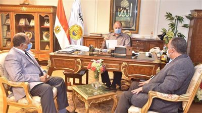 ضبط 30 ألف محضر وتنفيذ 4969 حملة تموينية خلال عام بأسيوط