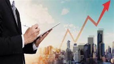 محلل اقتصادي يكشف أسباب إقبال المستثمرين الأجانب على مصر (فيديو)