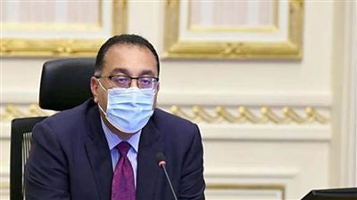 مدبولي: توجيه من الرئيس السيسي برصف الطرق على جانبي الترع