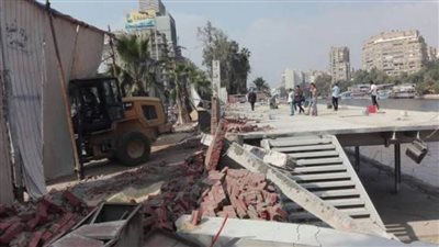 اللجنة المكلفة بإدارة الزمالك تزيل تعديات النادي النهري