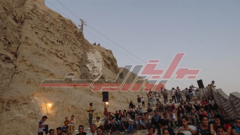 من سلم مهجور لمسرح