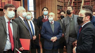 عقيلة صالح يشكر ماكرون لدعمه للحل السياسي