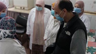 نائب رئيس مدينة المنصورة يشيد بمركز طب الأسرة بـ