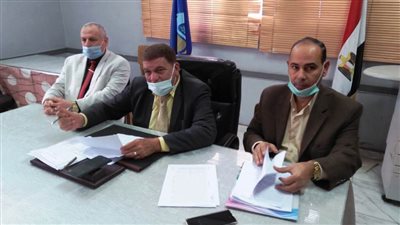 فحص ومراجعة جميع محاضر التقسيم بالجمعيات والإدارات الزراعية بالبحيرة