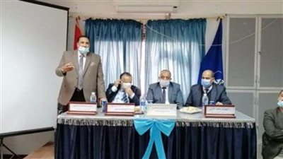 مساعد وزير الزراعة يبحث تطوير مراكز تجميع الألبان بدمياط