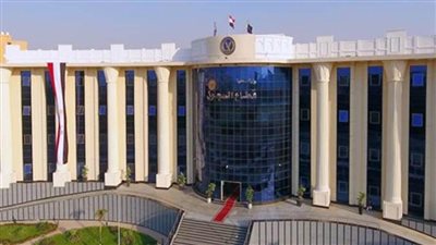 قطاع السجون يعرض فيلما تسجيليا عن تأهيل المساجين في زيارة لطرة