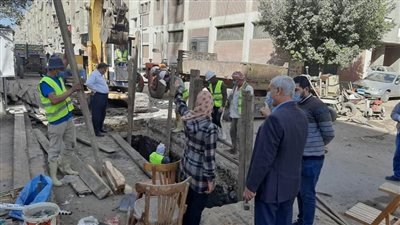 رئيس مياه الدقهلية يتابع إحلال وتجديد الصرف الصحي بالعبور