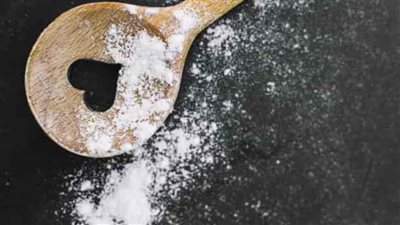 أخصائية تغذية: زيادة السكر عن 150 سعرا حراريا يومياً يسبب أمراضا بالقلب