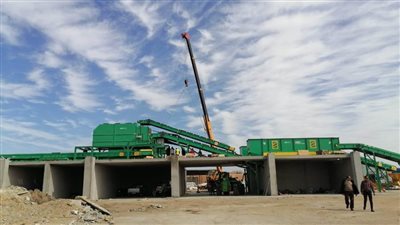 محافظ الدقهلية يتابع تركيب معدات مصنع سندوب لتدوير المخلفات 