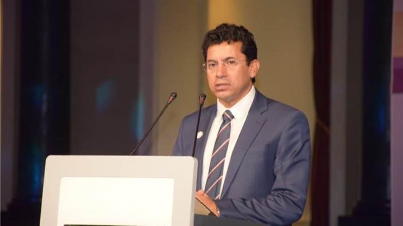 أشرف صبحي وزير الشباب