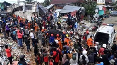 ارتفاع حصيلة ضحايا زلزال إندونيسيا لـ 81 قتيلا